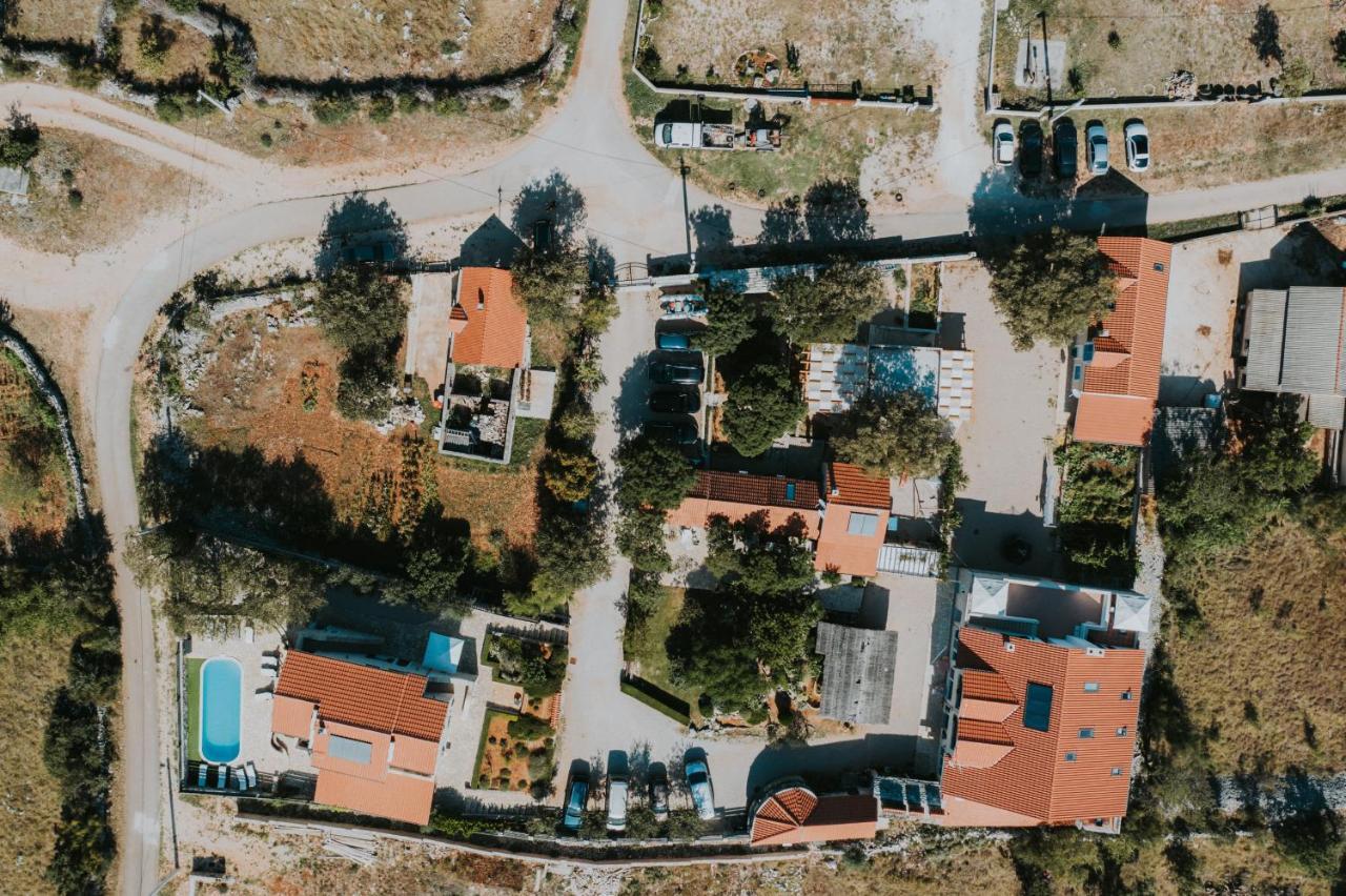 Kalpic Suites & Villa Lozovac Exterior foto